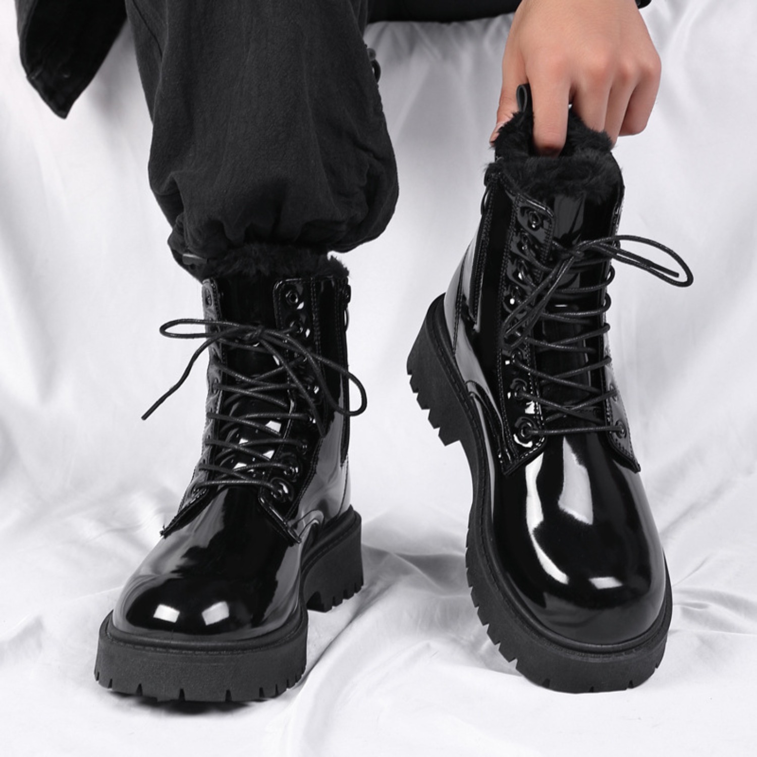 メンズ暖かいプラッシュハイカットブーツ、冬用ソフトソール滑り - Waterproof Winter Boot のレビューと価格
