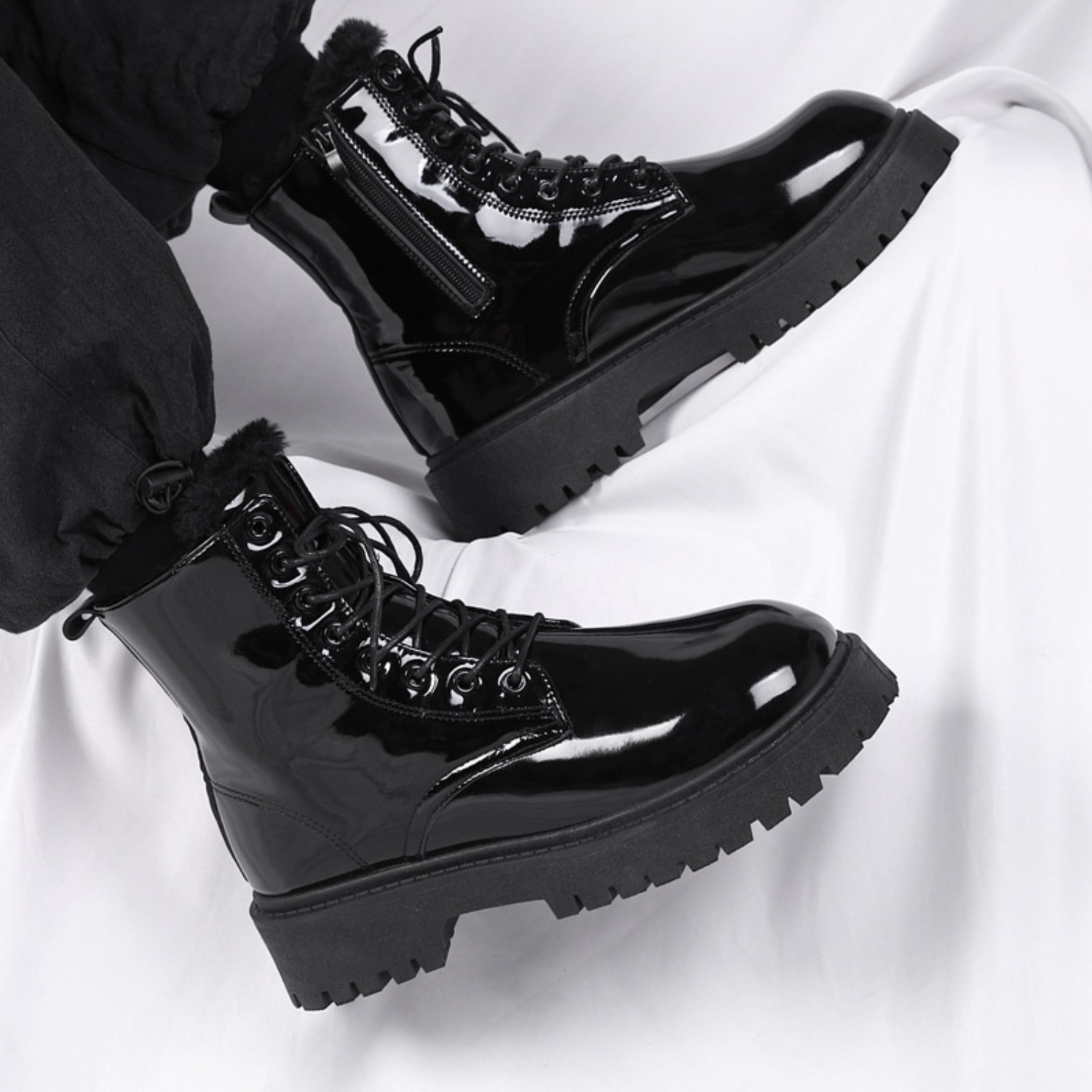 メンズ暖かいプラッシュハイカットブーツ、冬用ソフトソール滑り - Waterproof Winter Boot のレビューと価格
