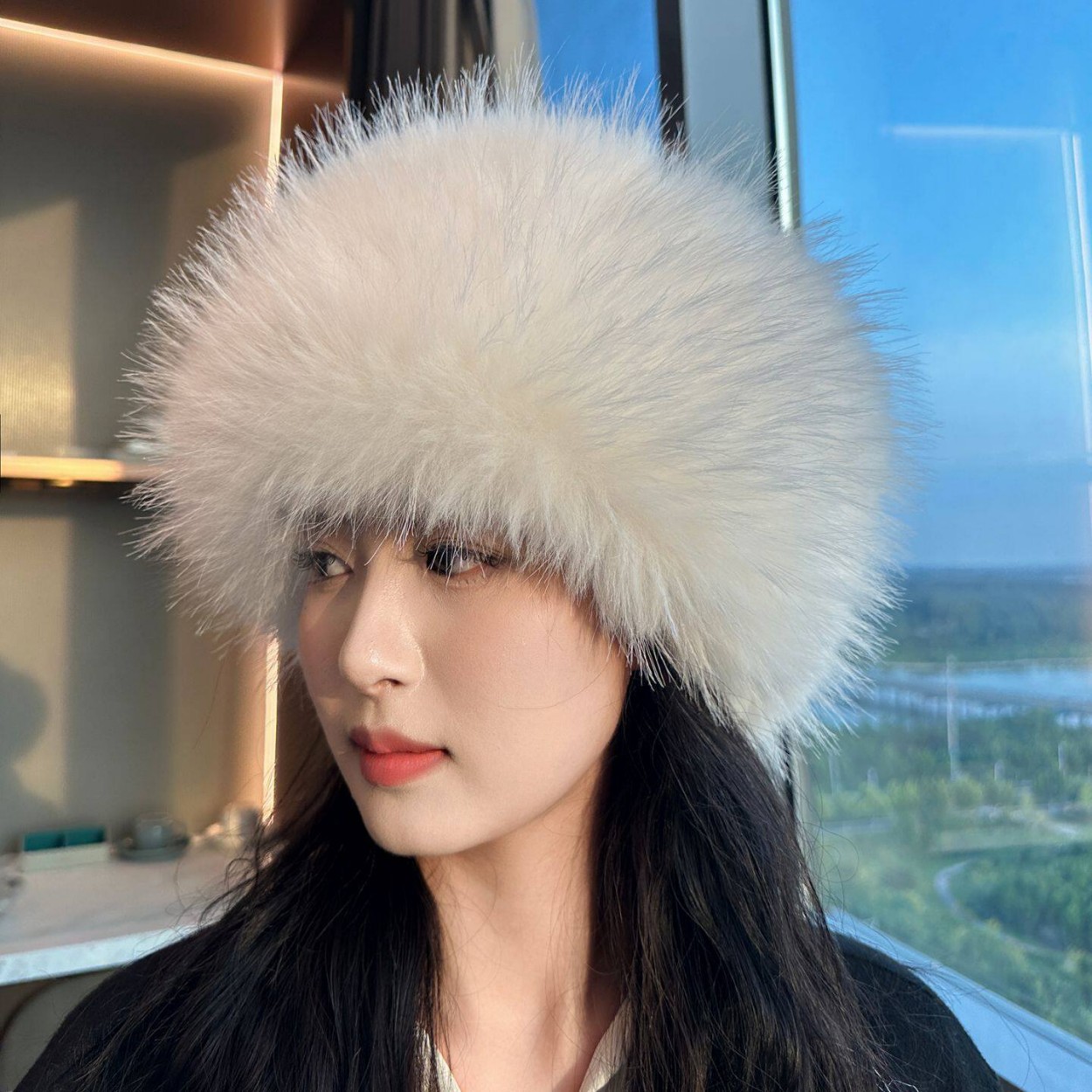 柔らかなフェイクフォックスファーの円形オープントップハット、 - Knit Beanie Hat Warm のレビューと価格